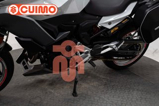 BMW F 900 XR