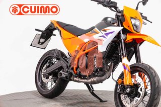 KTM 390 SMC R