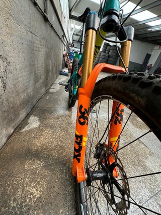 Bicicleta santa cruz nomad cc carbono