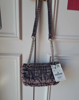 Bolso Stradivarius denim rosa y azul
