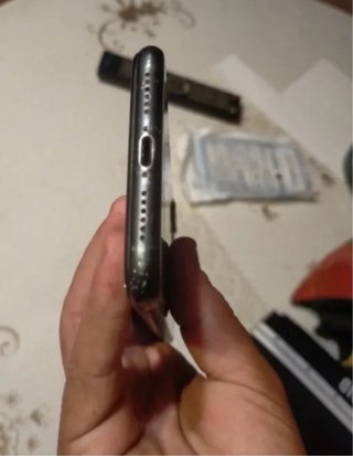 iPhone 11 Apple