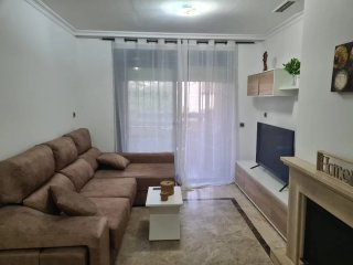 Sofá Chaiselongue y Muebles Salón