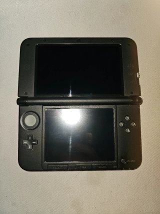 Nintendo 3DS XL Rossa + Giochi e Accessori