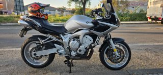 Yamaha Fazer 600 98cv.