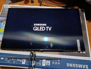 Samsung QLED 55 4K UHD Smart TV