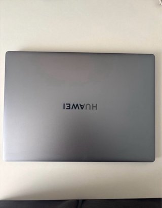 Computer Huawei Grigio e Nero