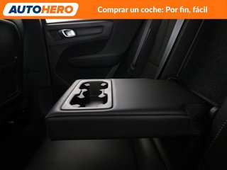Volvo XC40 2.0 T4 Business Plus 2WD