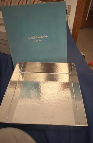 Caja Dolce & Gabbana Light Blue Vacía