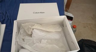 Caja Calvin Klein