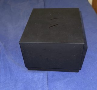 Caja Emporio Armani Exchange Vacía