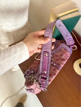 Bolso Guess Y2K rosa lila