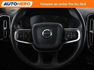 Volvo XC40 2.0 T4 Business Plus 2WD