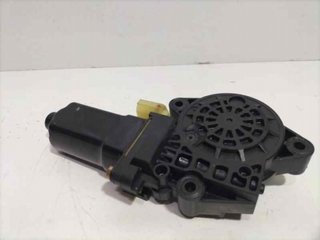 MOTOR ELEVALUNAS TRASERO DERECHO 834602E000 84187