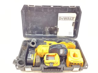 taladro a bateria dewalt dc223