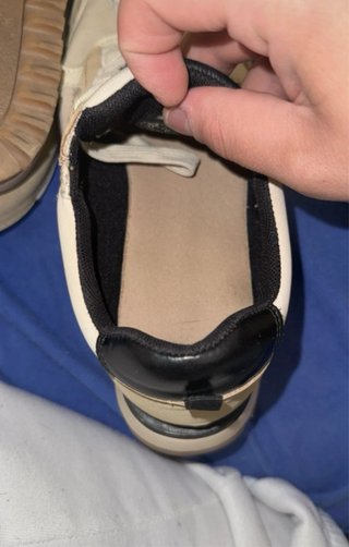 Zapatillas Stradivarius Beige y Marrón