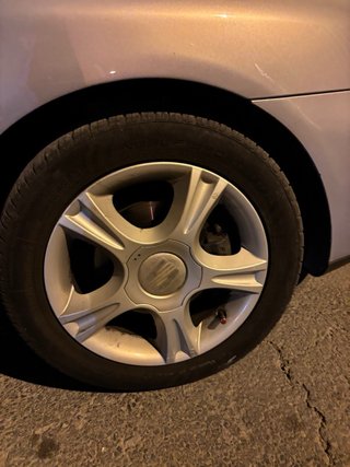 Llantas 15 4 llantas con cubiertas nuevas