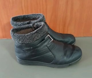Botas de mujer negras con forro