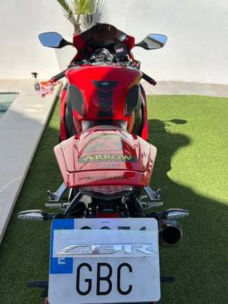 HONDA CBR 1000rr FIREBLADE 2008