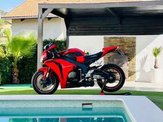 HONDA CBR 1000rr FIREBLADE 2008