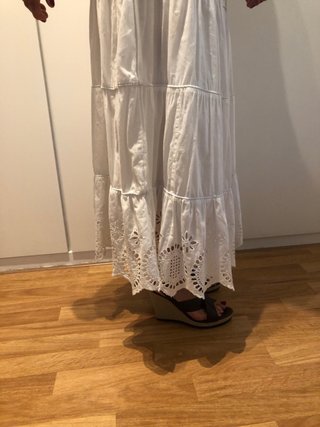 Falda larga blanca estilo ibicenco
