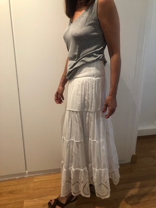 Falda larga blanca estilo ibicenco