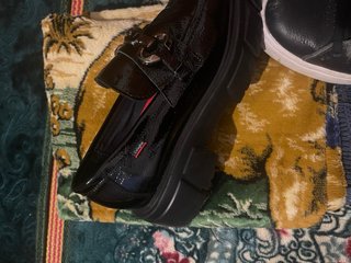Zapatillas deportivas marrones y verdes