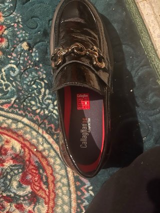 Zapatillas deportivas marrones y verdes
