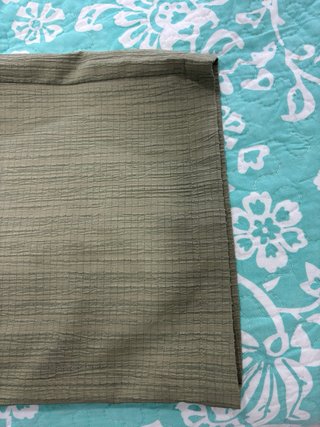 Pantalón Shein verde militar Talla L