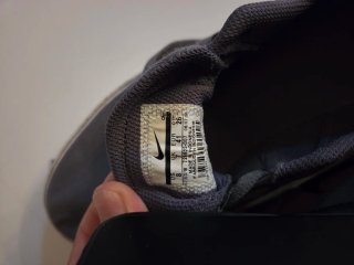 Zapatillas Nike grises y negras