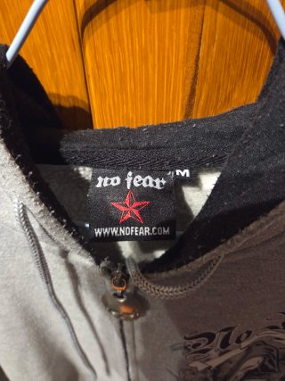 Sudadera con capucha No Fear gris