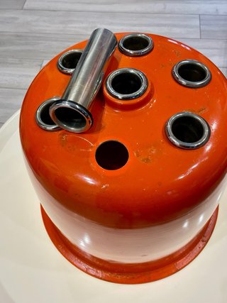 Paragüero metal naranja-cromo, diseño