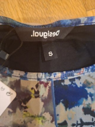 Camiseta Desigual Talla S Multicolor