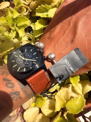 Reloj Nixon Time Teller Negro y Marrón