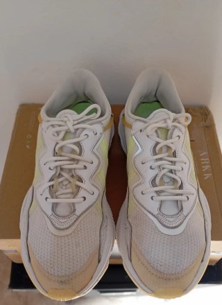 Zapatillas Adidas Ozweego Talla 43.5