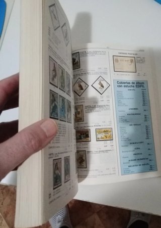 Catálogo de Sellos EDIFIL hasta 2002, y colonias.