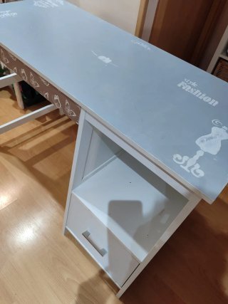 Escritorio decorado 120x50