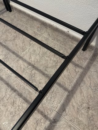 Cama metálica negra 90x190cm