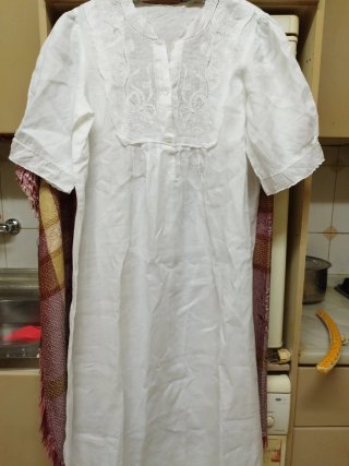 Camisón antiguo hilo bordado hecho a mano