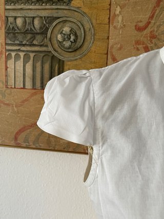 Blusa Carolina Herrera Blanca Volantes