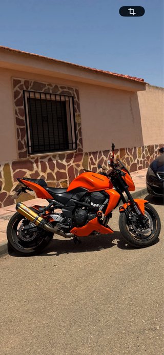 Kawasaki Z750 Naranja