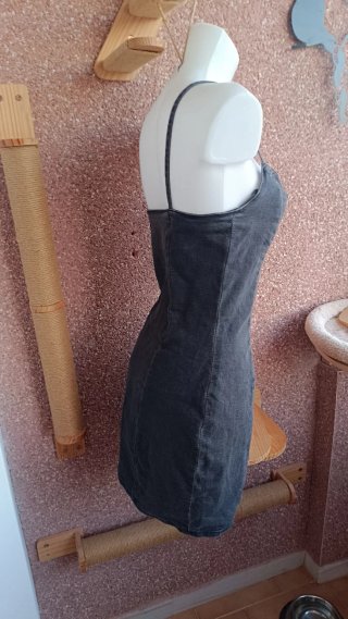 Vestido vaquero gris corto ajustado
