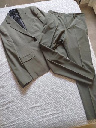 Traje verde juvenil chaqueta y pantalón