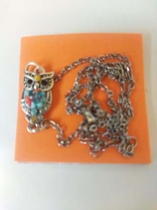 Colgante de búho con cadena