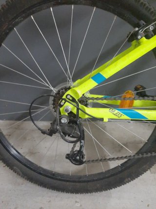 Bicicleta Rockrider ST100 BTT. Talla M. Rueda 27.5