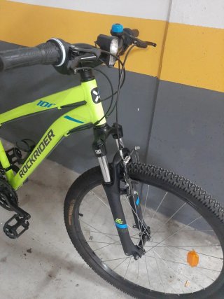 Bicicleta Rockrider ST100 BTT. Talla M. Rueda 27.5