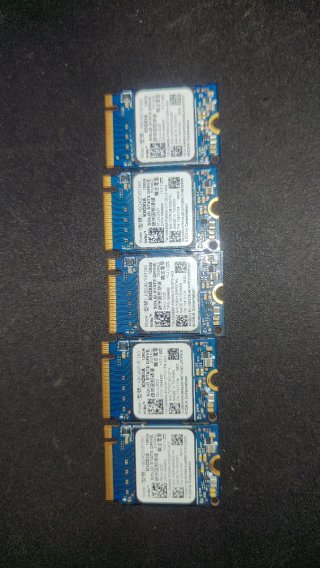 5x SSD M.2 NVMe Kioxia 128GB