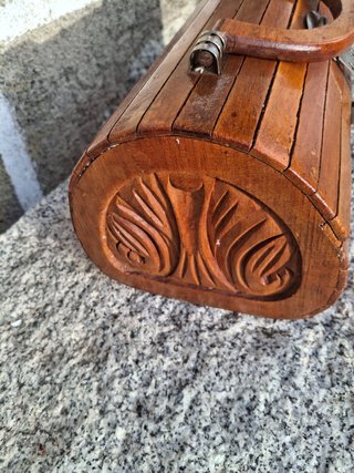 Bolso de madera vintage con cierre