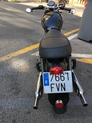 Triumph Bonneville Black Moto