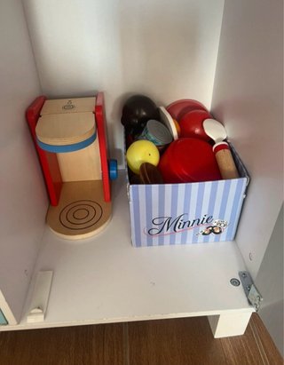 Cocinita de madera infantil