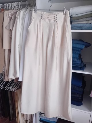 Pantalón ancho y regalo  2 prendas como nuevas